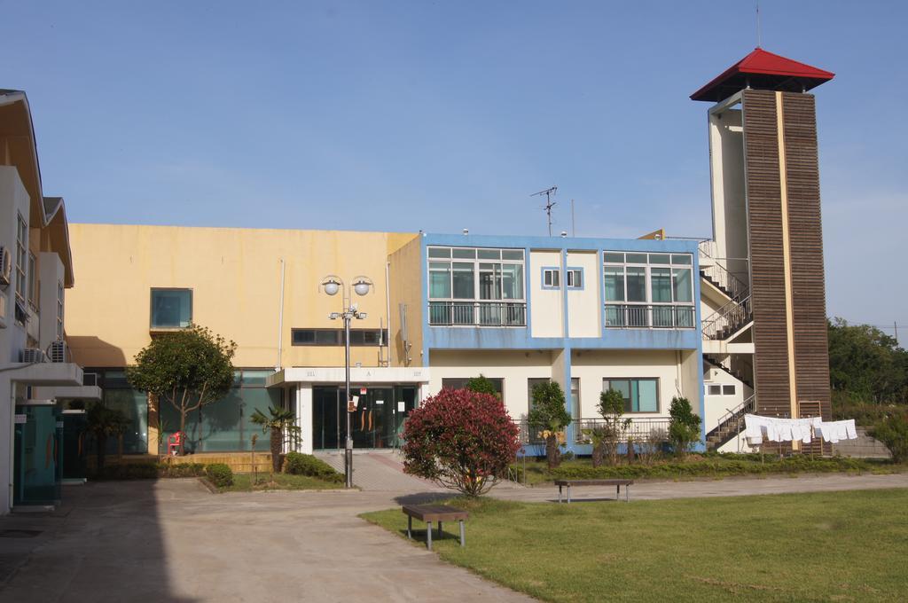 ג'גו Geomunoreum Hostel מראה חיצוני תמונה