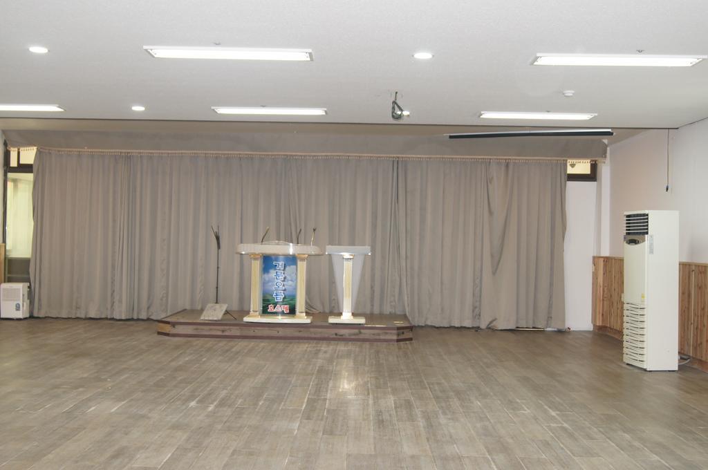 ג'גו Geomunoreum Hostel מראה חיצוני תמונה